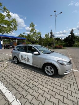 Prodám auto KIA CEED - 3