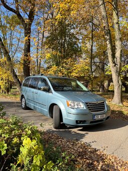 Chrysler Grand Voyager, 2.8 CRD Limited, 120kW, 7 míst - 3