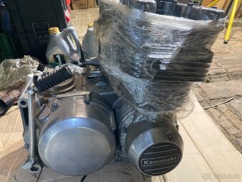 Prodam Dily Kawasaki zb 650 1978 - 3