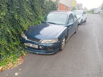 Opel Vectra b 2.5 V6 - 3