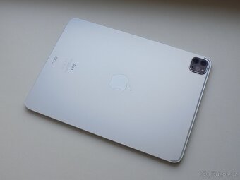 Apple iPad Pro 11" (2022) M2 128GB Stříbrný - ZÁRUKA - 100% - 3