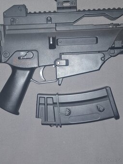 Airsoftova replika r-36 - 3