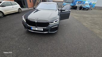 BMW Řada 7, BMW 750 i 390KW - 3