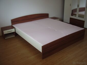 Manželská dvoulůžková postel 180×200 cm – NOVÁ - 3