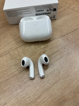 AirPods 3.generace - 3