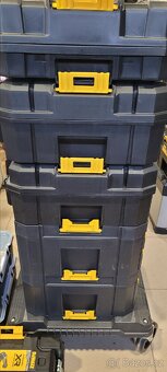 Stohovatelný kufr DeWalt Tstak - 3