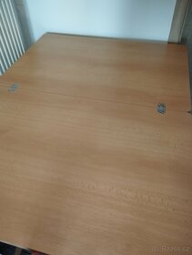 Rozkládací dřevěný stůl + židle - 3