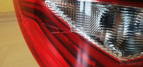 Zadní levé LED světlo Seat Ibiza 6J číslo:6J3945095Q 3 dveře - 3