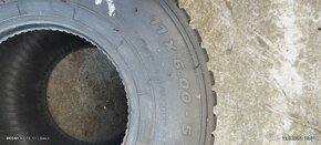 Motokára pneu mokré - 3