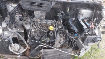 Renault Trafic Vivaro 1.9dci díly - 3