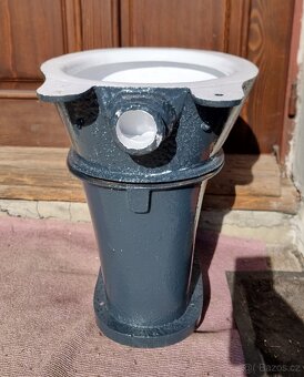 Starožitný záchod WC LITINA , bunkr - 3