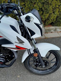 Honda CB 125F - 3