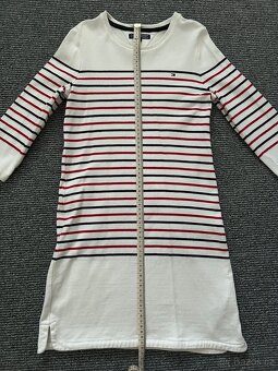 Dívčí úpletové šaty Tommy Hilfiger, vel. 152 - 3