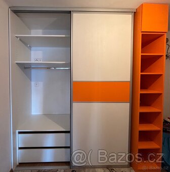 Vestavěná skříň - 3