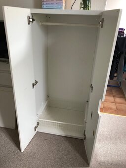 Šatní skříň se zrcadly IKEA - 3