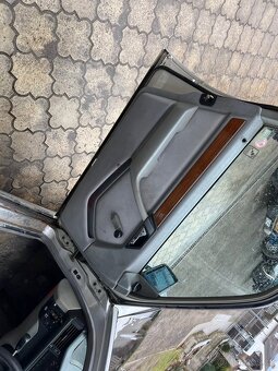 Mercedes Benz W124 230e - 3