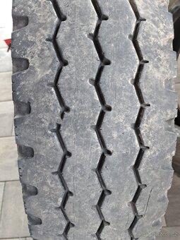 Pneu 10 r 22.5 Bridgestone - 3