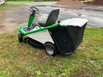 Zahradní traktor,rider Etesia Bahia 80 - 3