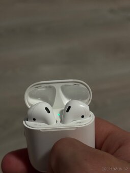 AirPods 1. generace, Apple Watch se GPS 40mm - 3