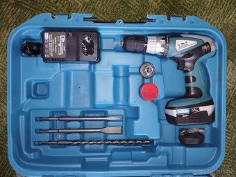 Vrtací kladivo Makita HR2811 FT a AKU utahov.Makita BTW 450Z - 3