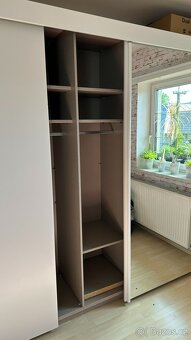 Prodám šatní skříň - 3