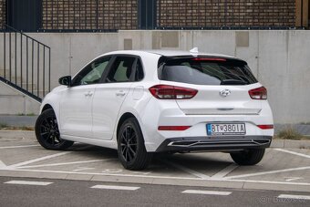 Hyundai i30 1.5 T-GDi mHEV iMT Play - 3