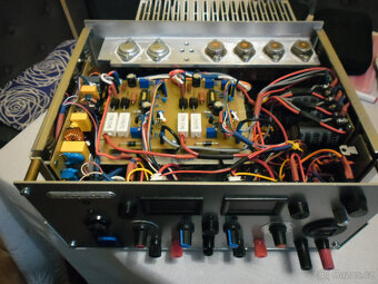 Laboratorní trojitý zdroj - 3