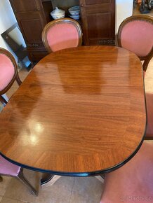 Jídelní stůl a židle - 3