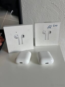 AirPods 1.generace CEN je za obě - 3