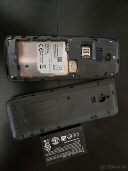 Nokia 8110 4g Dual SIM - 3