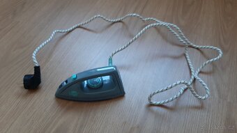 Žehlička Morphy Richards Voyager - 3
