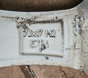 JEDEN kus Original Alu kolo R 17" 5x112 - 3