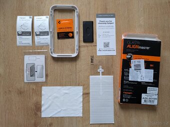 Spigen ochranne sklo pro iPhone 11 Pro/XS/X - 1ks - 3