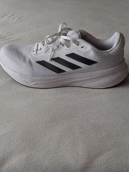 Bílé běžecké boty adidas 45 EU - 3