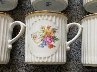 hrnek hrneček porcelán konvička servis nádobí retro - 3