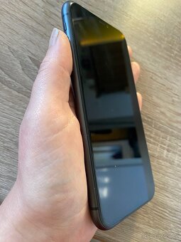 iPhone 11 64GB - 3