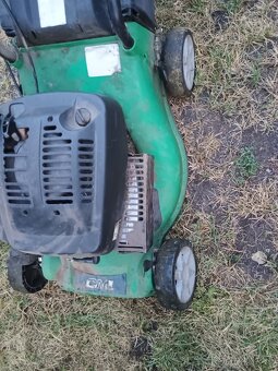 Prodám benzínovou sekačku CMI B-40 - 3