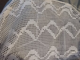 Háčkované záclony - 3