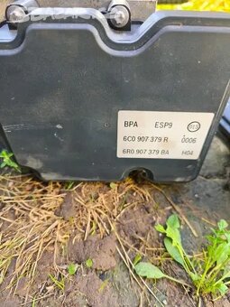 Řídící ABS jednotka Škoda - 3