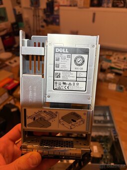 Dell PowerEdge R730 server - 3