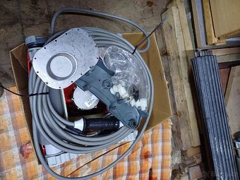 Bazénový vysavač Aguabot Galeon Fl - 3