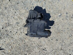 Hyundai i30 2009 filtr box - 3