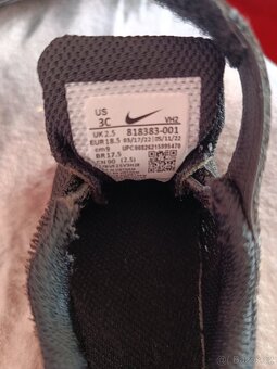 Botičky Nike - 3