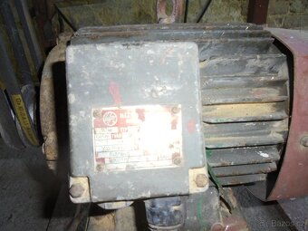 prodám cirkulárku na chalupu 3kW - 3