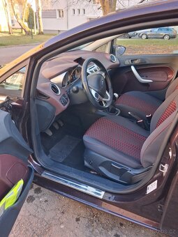 Ford fiesta - 3