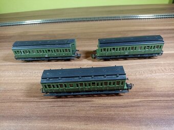 TT Vagon tříosý - BTTB - 3