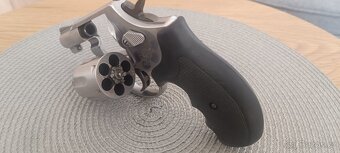 Revolver SW - 3
