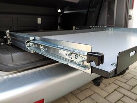 Volkswagen Multivan zadní výsuv hloubka 600 mm - 3