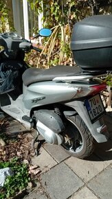 Honda Dylan 150 - 3