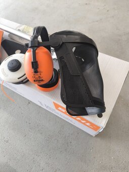 Profesionální křovinořez STIHL FS250 NOVÝ - 3